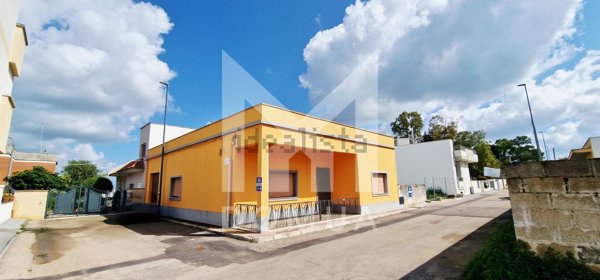 casa indipendente in vendita a Neviano