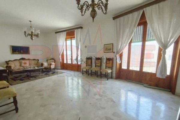 casa indipendente in vendita a Neviano