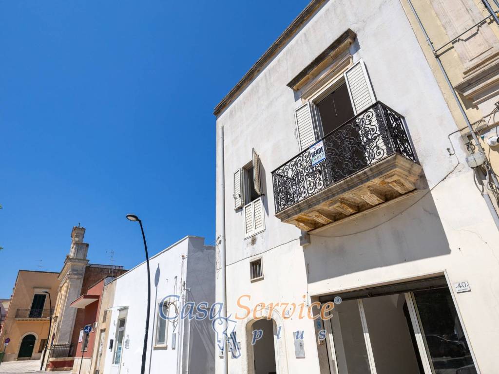 casa indipendente in vendita a Neviano