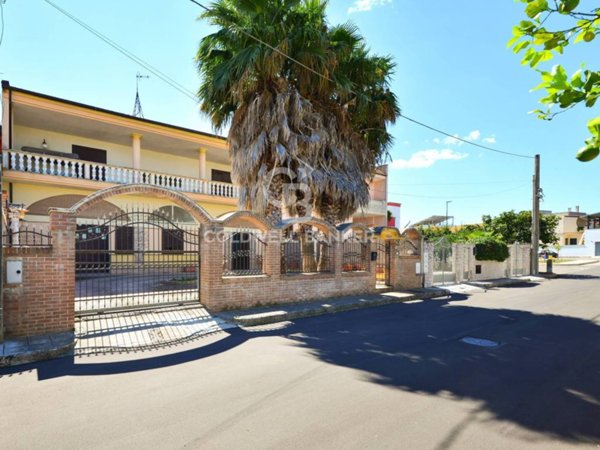 casa indipendente in vendita a Nociglia
