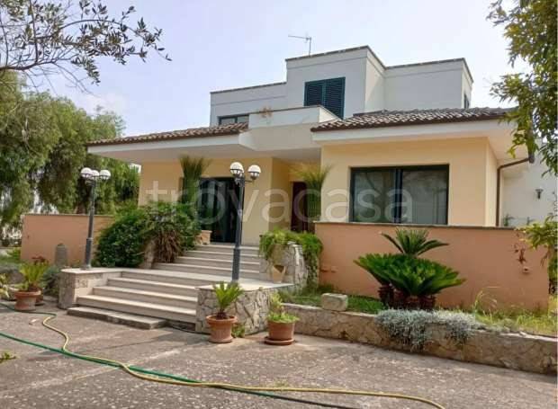 casa indipendente in vendita a Nociglia