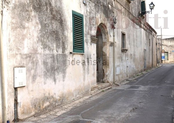 casa indipendente in vendita a Nociglia