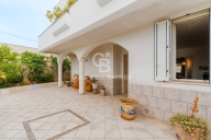 casa indipendente in vendita a Nociglia