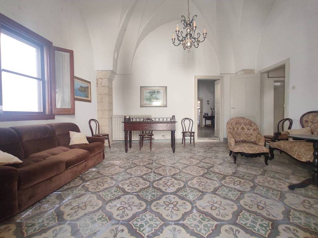 casa indipendente in vendita a Nociglia