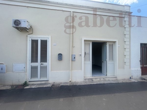 casa indipendente in vendita a Nociglia