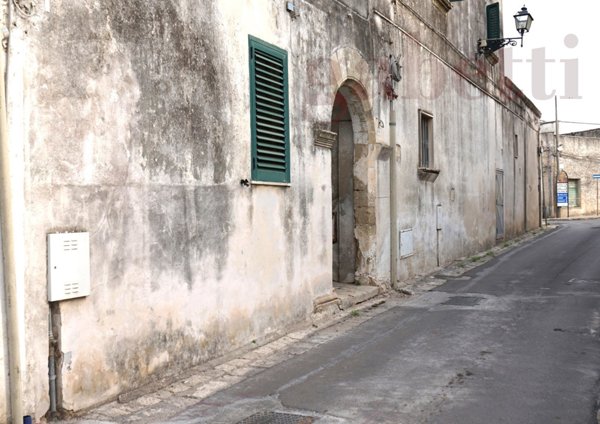 casa indipendente in vendita a Nociglia
