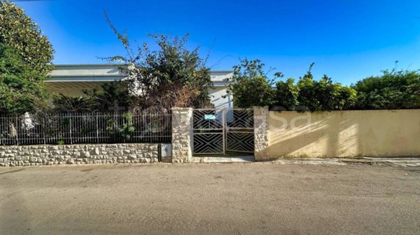 casa indipendente in vendita a Nociglia