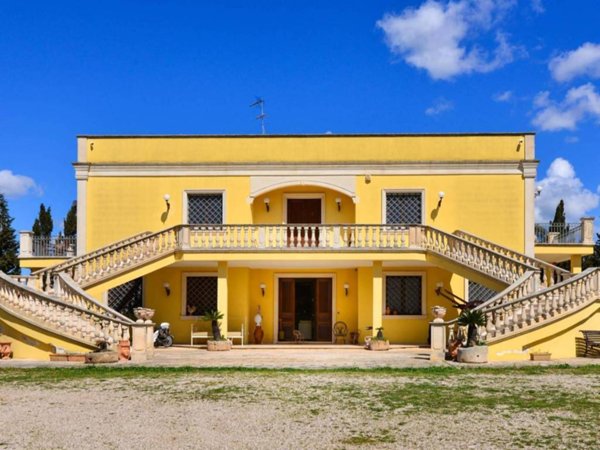 casa indipendente in vendita a Novoli