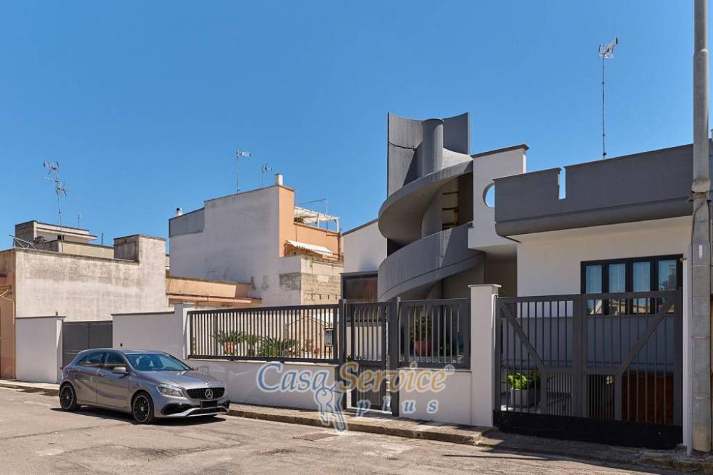 casa indipendente in vendita a Novoli