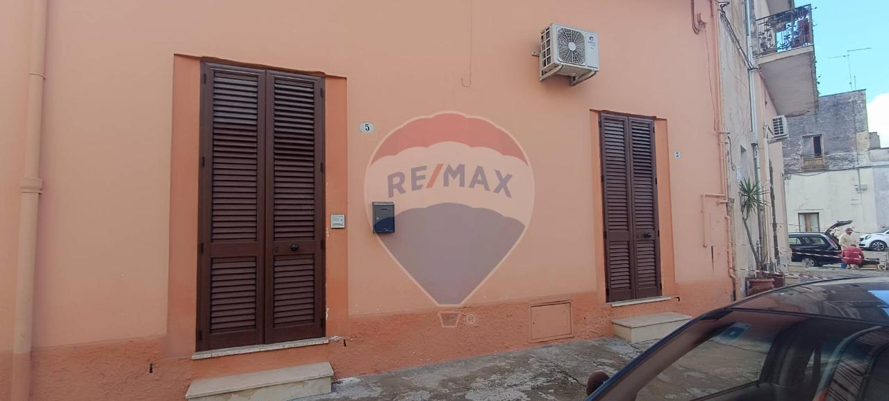casa indipendente in vendita a Novoli