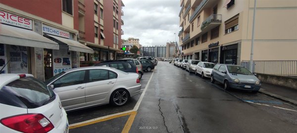 locale commerciale in vendita a Novoli