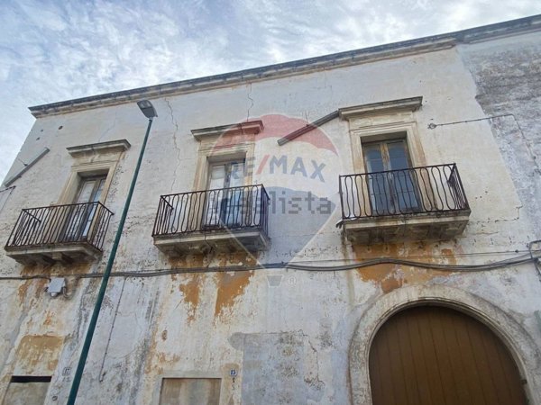 casale in vendita a Novoli