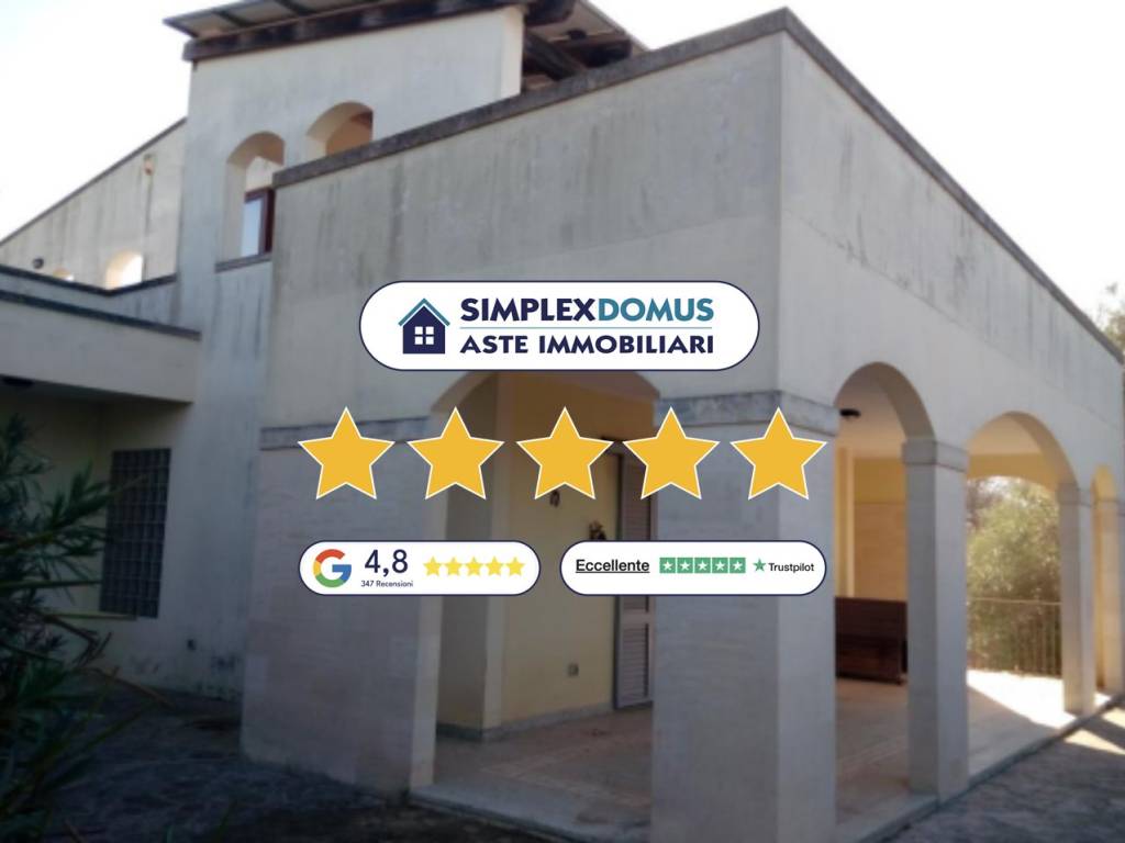 casa indipendente in vendita a Novoli in zona Villa Convento