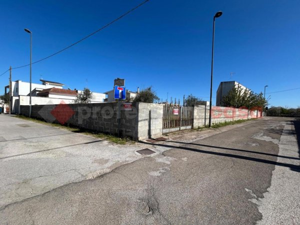 casa indipendente in vendita ad Ortelle in zona Vignacastrisi