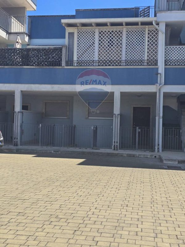 casa indipendente in vendita ad Ortelle in zona Vignacastrisi