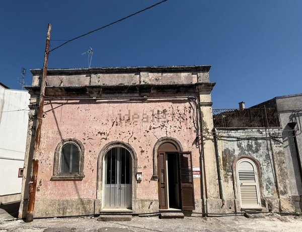 casa indipendente in vendita ad Ortelle in zona Vignacastrisi