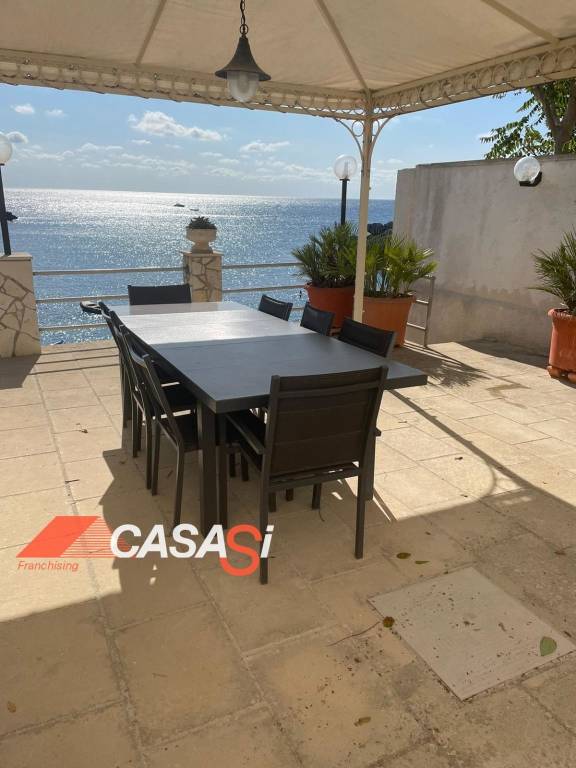 appartamento in vendita ad Otranto in zona Porto Badisco