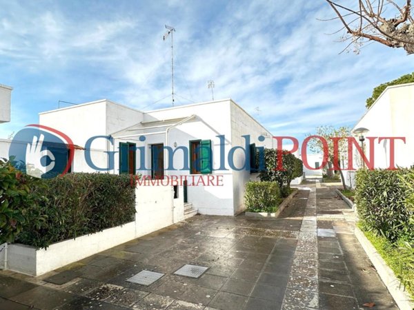 casa indipendente in vendita ad Otranto in zona Conca Specchiulla