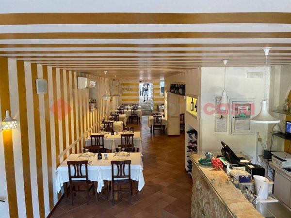 negozio in vendita ad Otranto