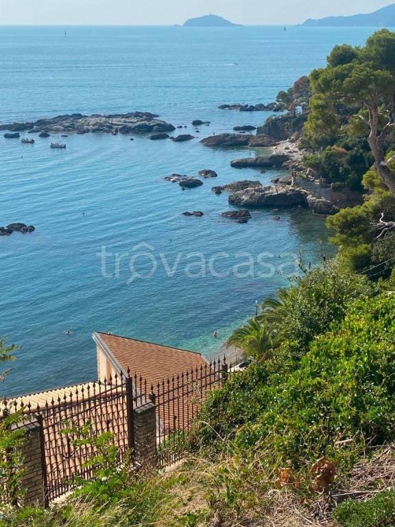 negozio in vendita ad Otranto
