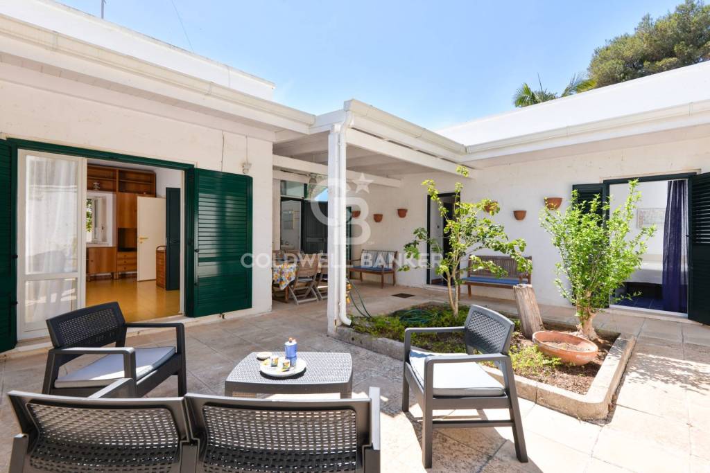 casa indipendente in vendita ad Otranto in zona Conca Specchiulla