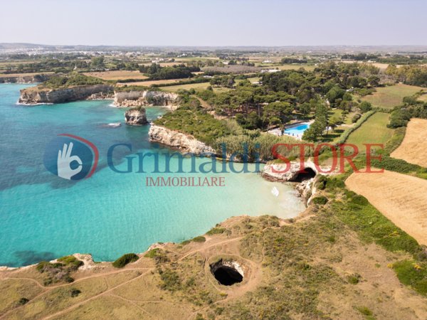 negozio in vendita ad Otranto