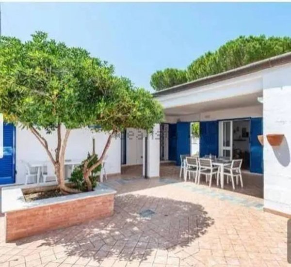 casa indipendente in vendita ad Otranto in zona Conca Specchiulla