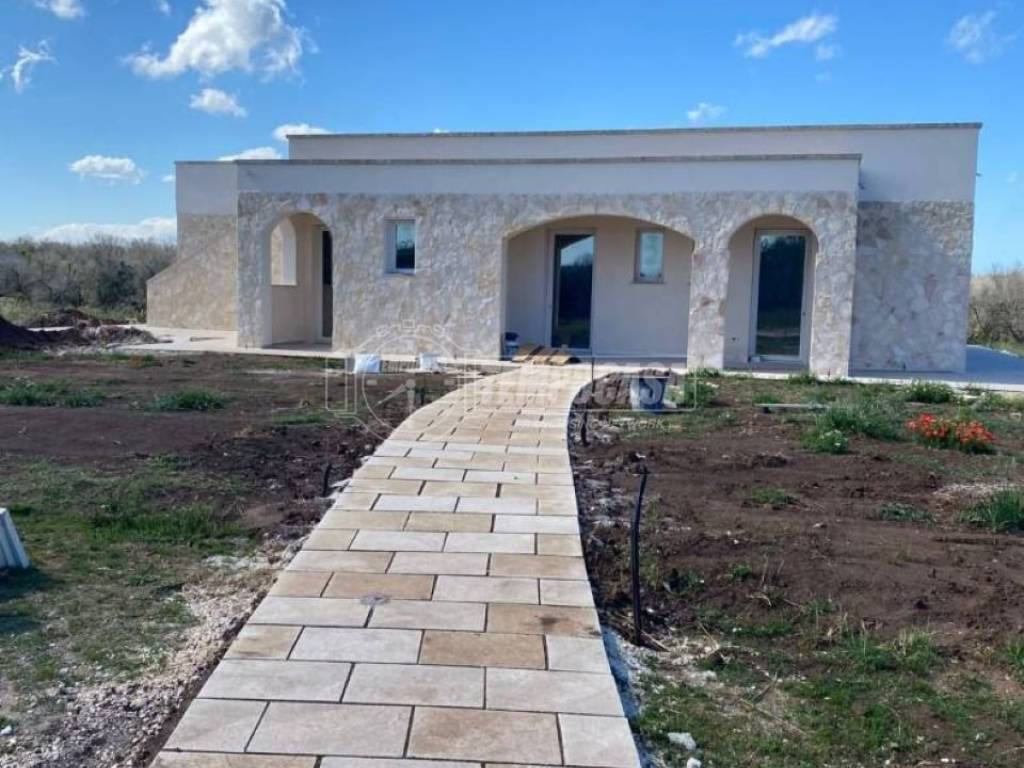 negozio in vendita ad Otranto