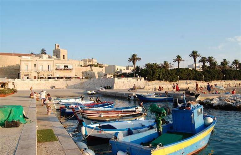 intera palazzina in vendita ad Otranto