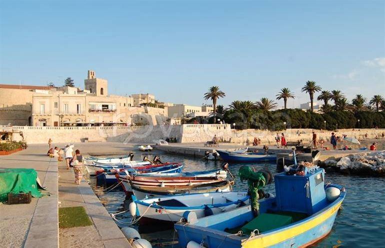 negozio in vendita ad Otranto