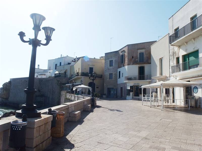 negozio in vendita ad Otranto