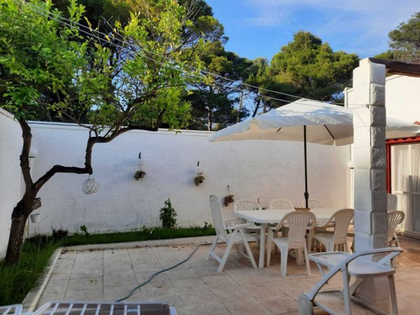 casa indipendente in vendita ad Otranto in zona Conca Specchiulla