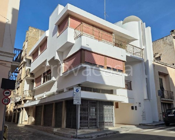 negozio in vendita a Parabita