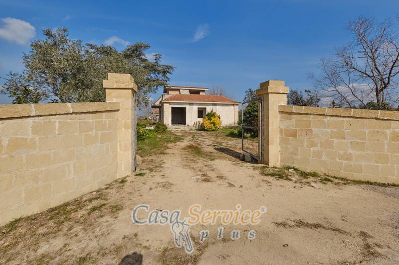 casa indipendente in vendita a Parabita