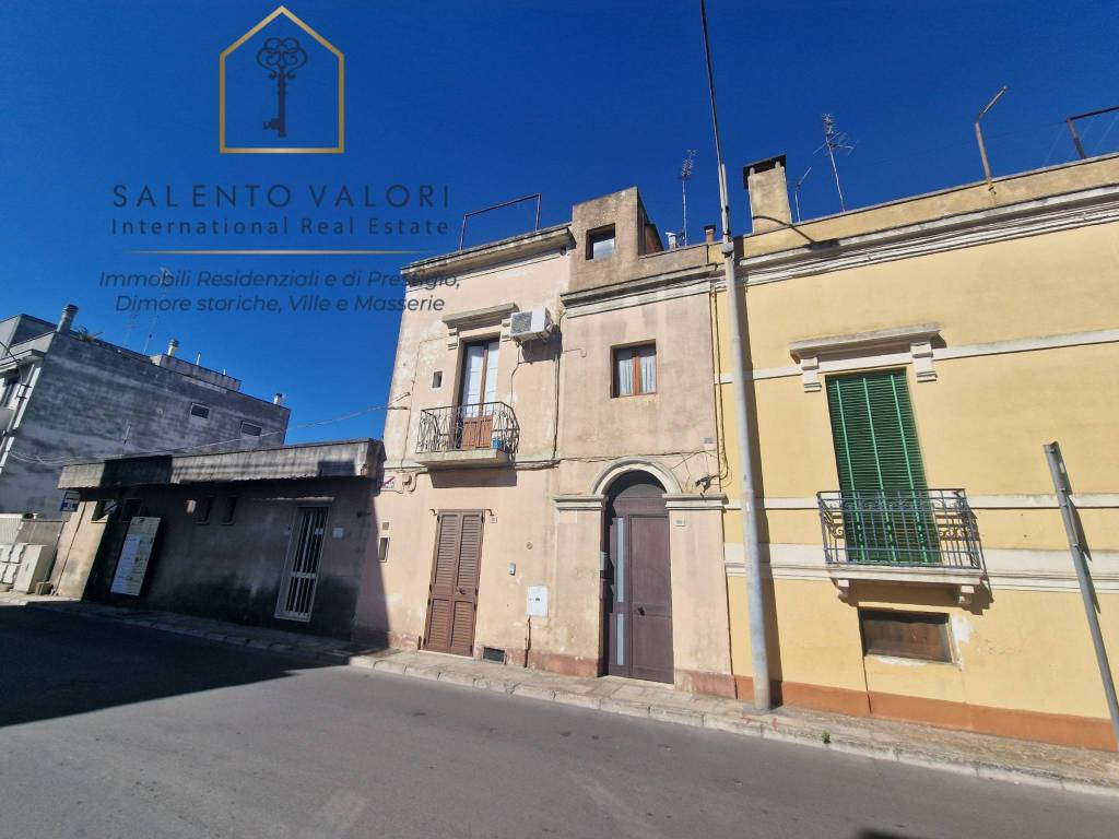 appartamento in vendita a Parabita