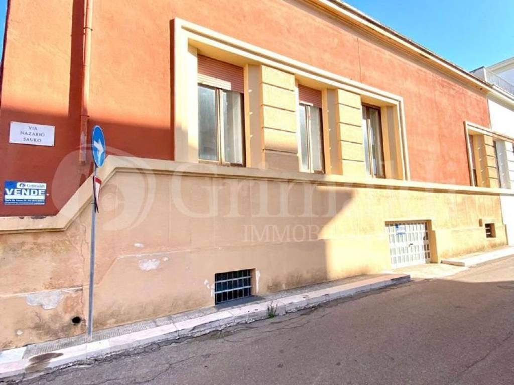 casa indipendente in vendita a Parabita