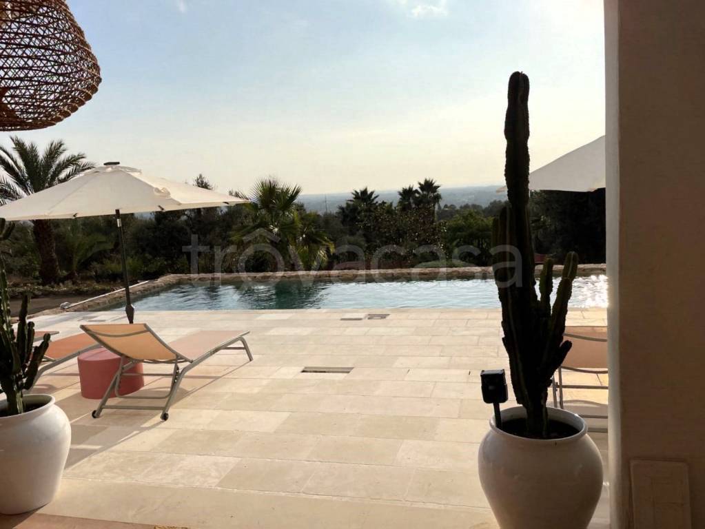 casa indipendente in vendita a Parabita