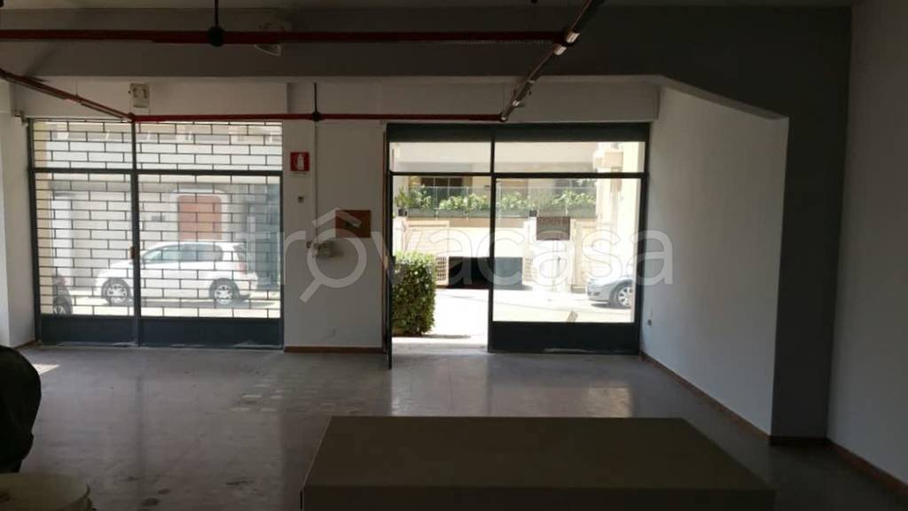 trivano in vendita a Parabita