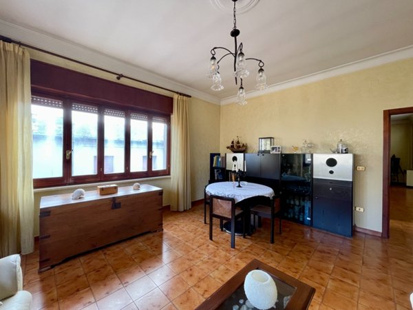 casa indipendente in vendita a Parabita