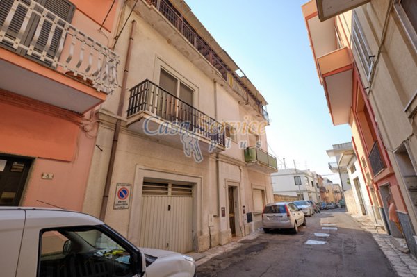appartamento in vendita a Parabita