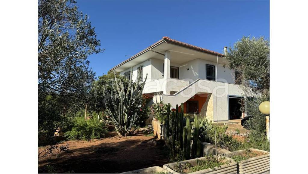 casa indipendente in vendita a Parabita