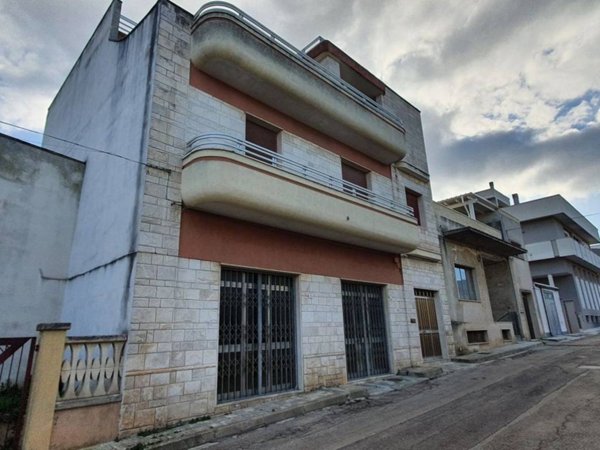 appartamento in vendita a Parabita
