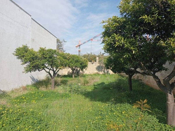 casa indipendente in vendita a Parabita