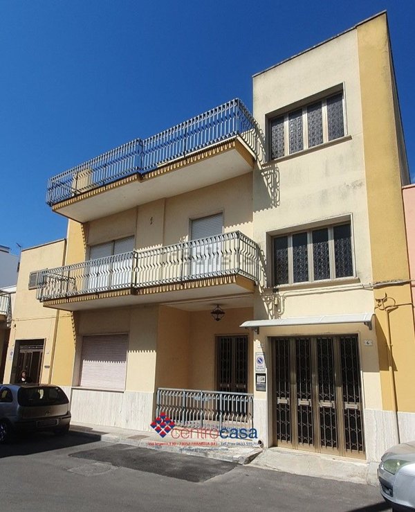 appartamento in vendita a Parabita