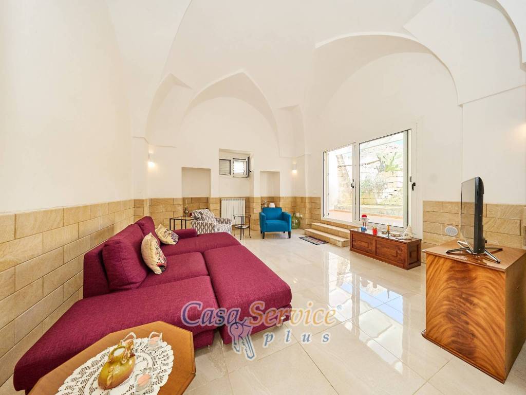 casa indipendente in vendita a Parabita
