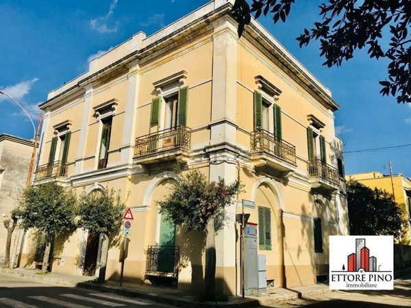 casa indipendente in vendita a Parabita