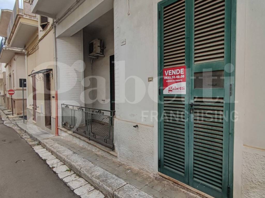 appartamento in vendita a Parabita