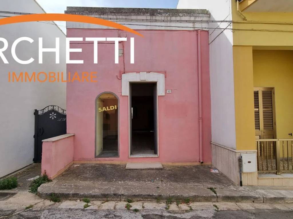 casa indipendente in vendita a Parabita