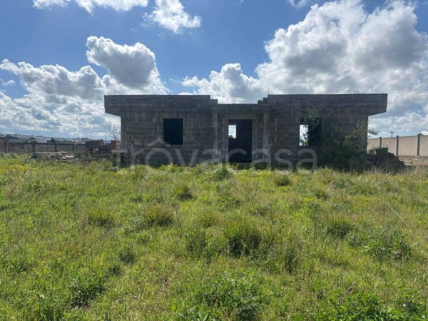 casa indipendente in vendita a Parabita