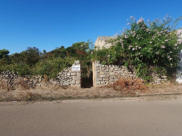 terreno agricolo in vendita a Parabita